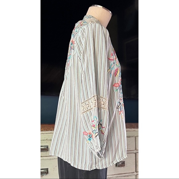 Johnny Was Lais Paris Effortless Striped Embroidered Blouse NWT New S - Picture 5 of 16